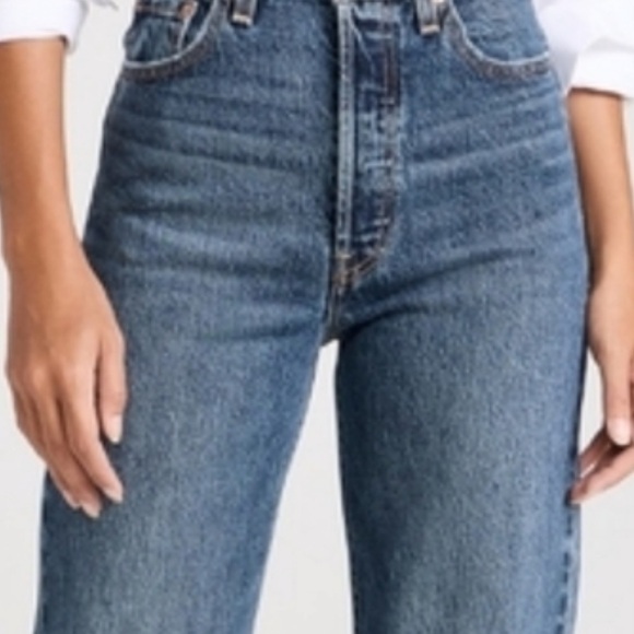 Levi's Ribcage Jeans Valley View 28x29 - Picture 2 of 5